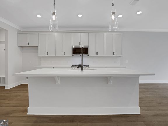 6th image of this home