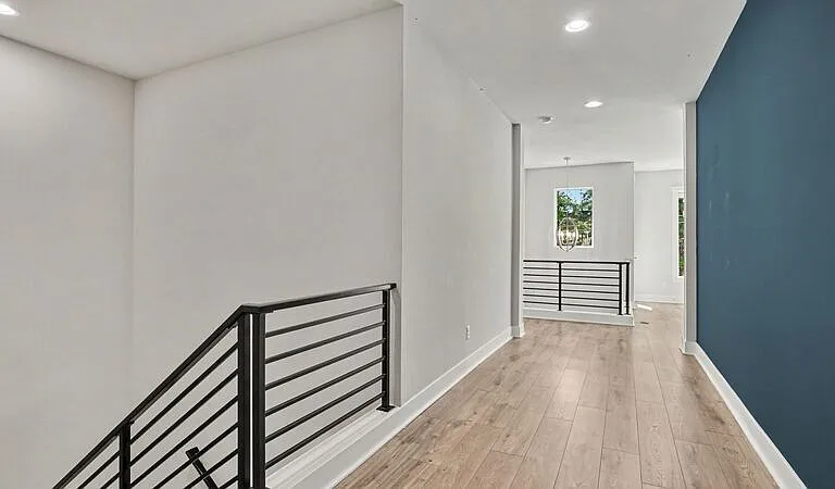 7226 NE 129th St — Photo 17