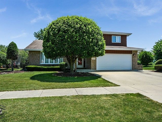 1st image of 11409 Brook Hill Dr