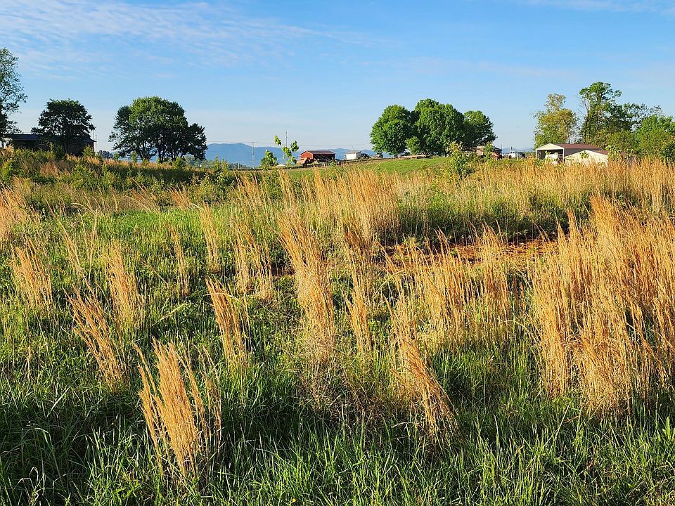 2nd image of Estates Dr