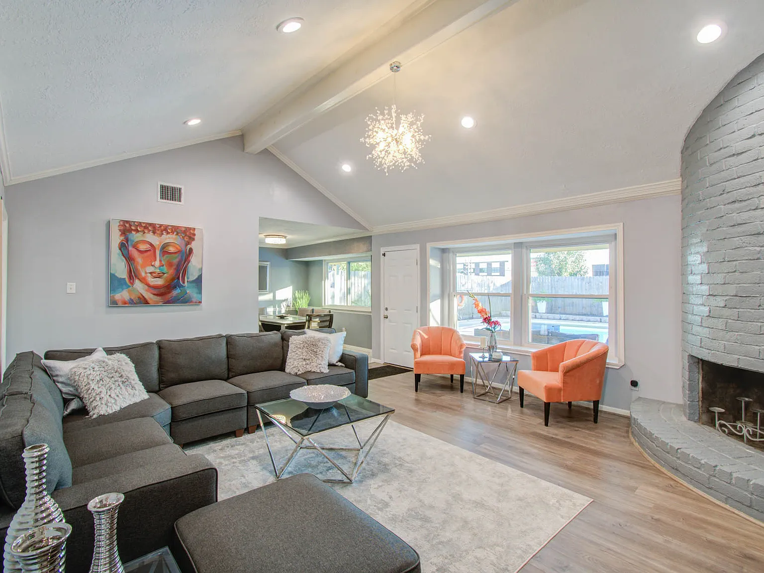 4 bed, 1618 sqft, $8,750 — Photo 2