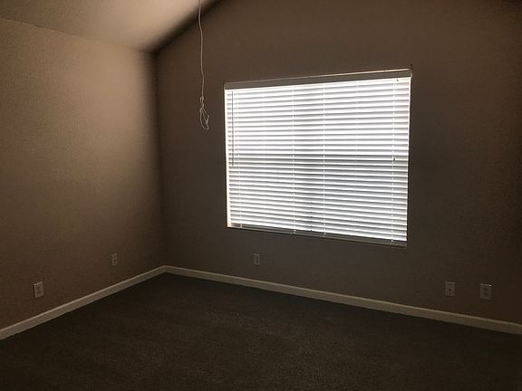 5th image of 2706 Wade St