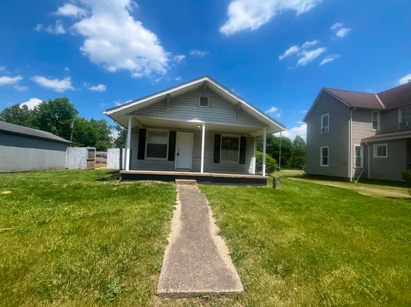 2037 North Ave, Cambridge, OH 43725