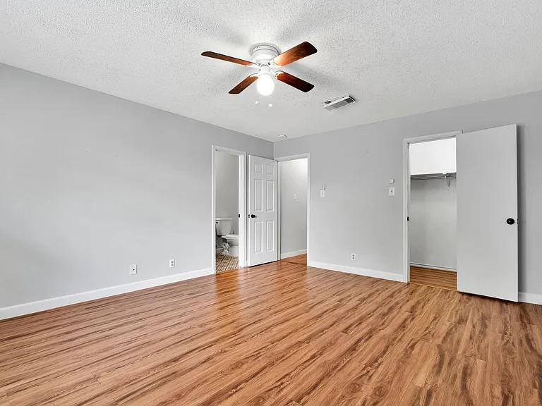 9443 Sycamore Brk — Photo 16