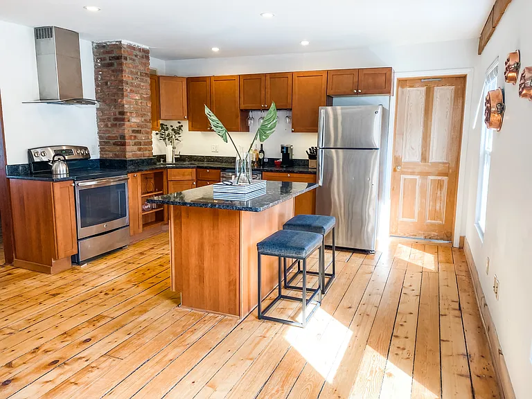 227 Egremont Plain Rd #B — Photo 3