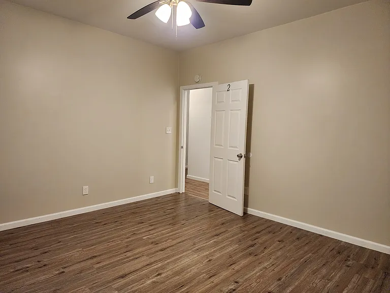 412 Patterson Ave — Photo 17