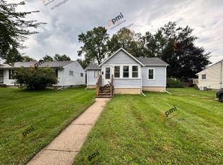 810 Plain St, La Porte, IN 46350