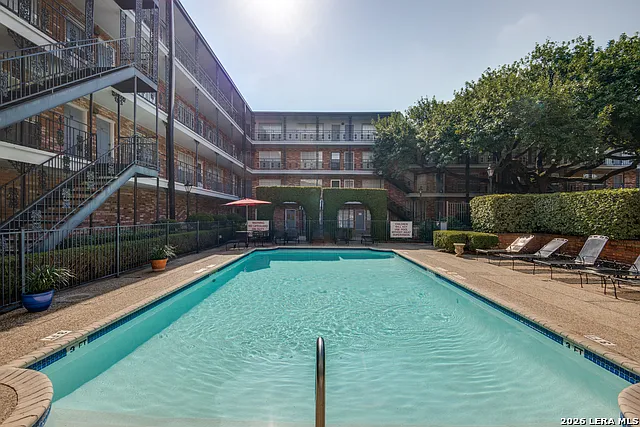 8401 N New Braunfels Ave #207A — Photo 23