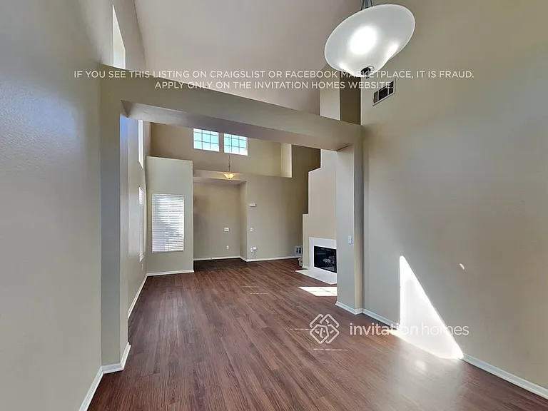 8049 Streamside Ct — Photo 7