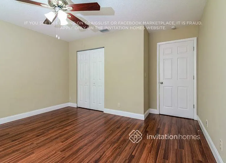 5646 Lincoln Cir E — Photo 17