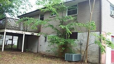 3rd image of 2040 Lintwood Dr
