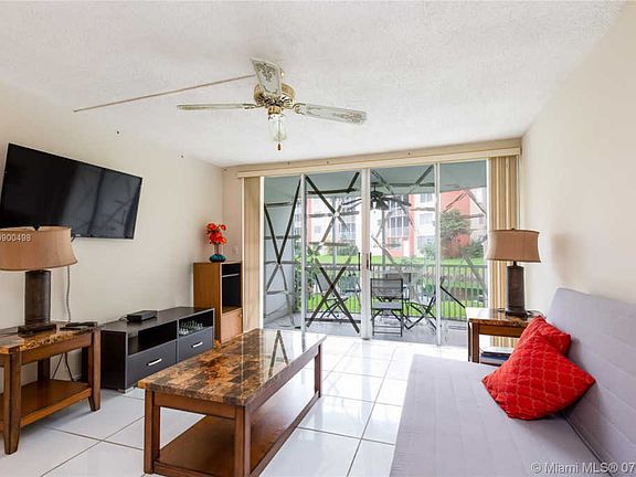 4th image of 1710 NE 191st St APT 115-3
