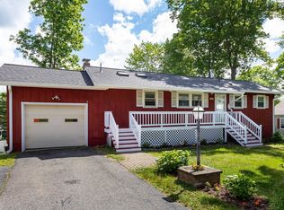8 Yale Dr, Milford, MA 01757