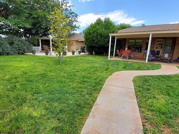 5th image of 2700 Ann Dr
