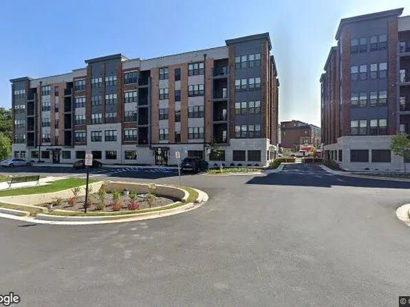 3505 Bellflower Ln #303, Rockville, MD 20852
