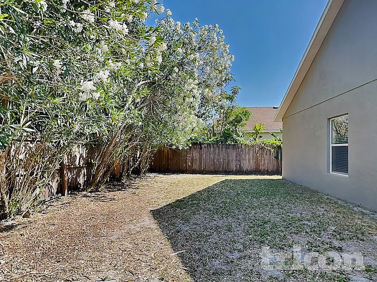3625 W 16th St — Photo 14