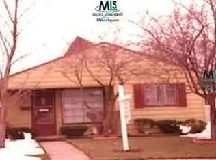 989 Kettering Ave, Pontiac, MI 48340