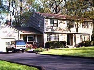 69 Bunker Hill Rd, Trumbull, CT 06611