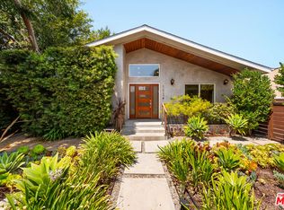 5627 Lemp Ave, North Hollywood, CA 91601