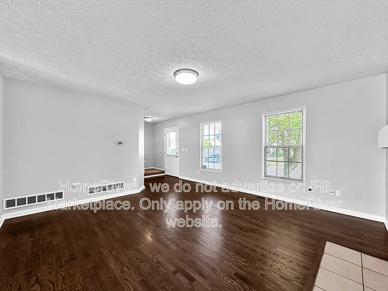 4 bed, 2.5 bath, 1506 sqft, $2,445 — Photo 3