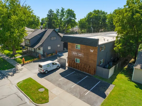 White Oaks Apartments, 2618-2622 E 8th St #A, Tulsa, OK 74120