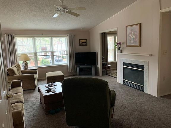 4th image of 34 Barnfield Dr