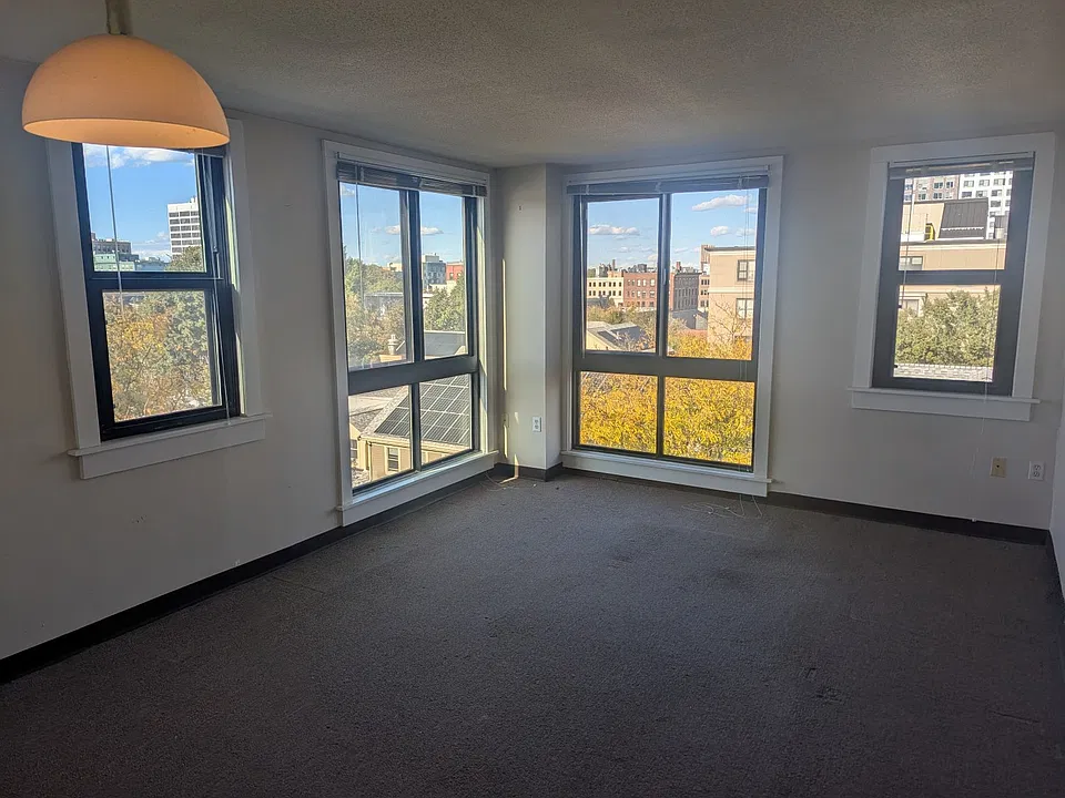 80 Auburn Park