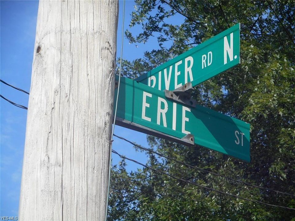 2nd image of 748 W River Rd N