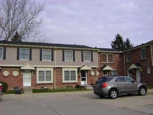 3rd image of 19941 N Great Oaks Cir