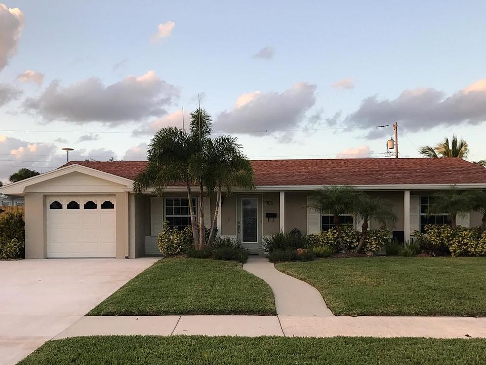 1st image of 705 Sandpiper Way