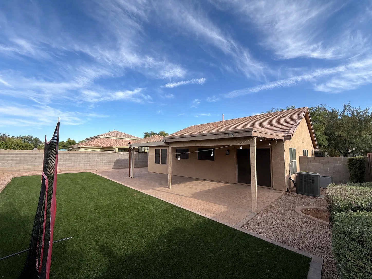 3 bed, 1579 sqft, $2,700 — Photo 2