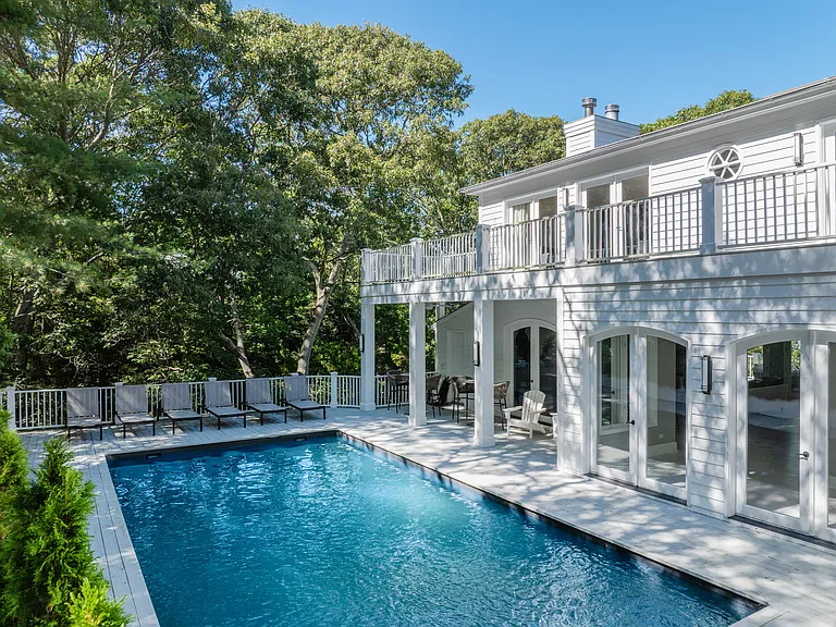26 Three Mile Harbor Dr — Photo 49