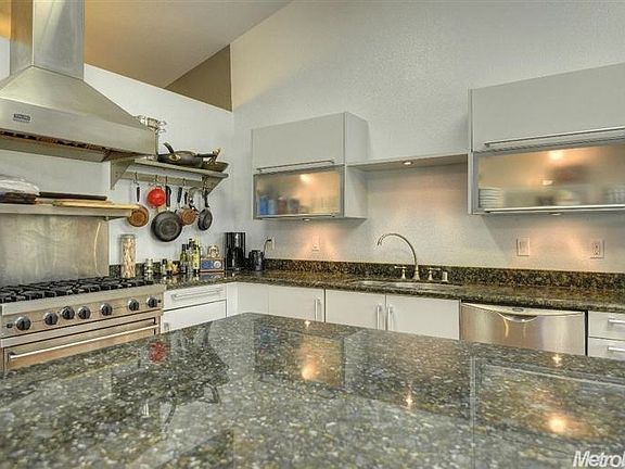 2nd image of 109 McDerby Ct