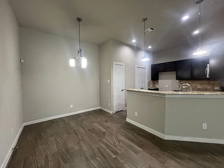 1119 Creekside Orch — Photo 9
