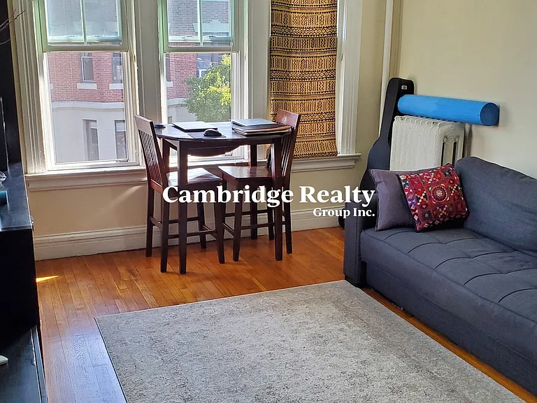 15 Glenville Ave #14T — Photo 6