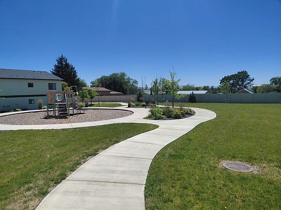 2nd image of 613 Rooster Ln #101