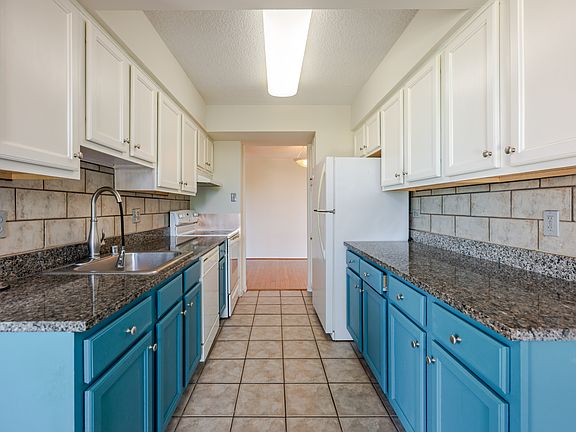 4th image of 4500 S Four Mile Run Dr APT 525