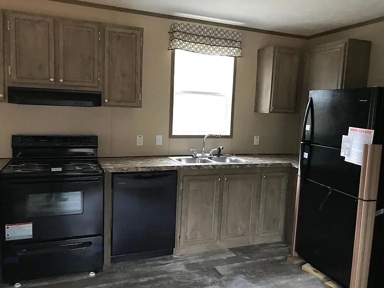11656 Highway 28 E — Photo 10