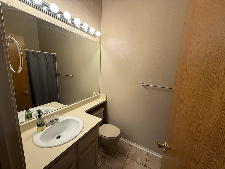18172 E Arizona Ave #D — Photo 5