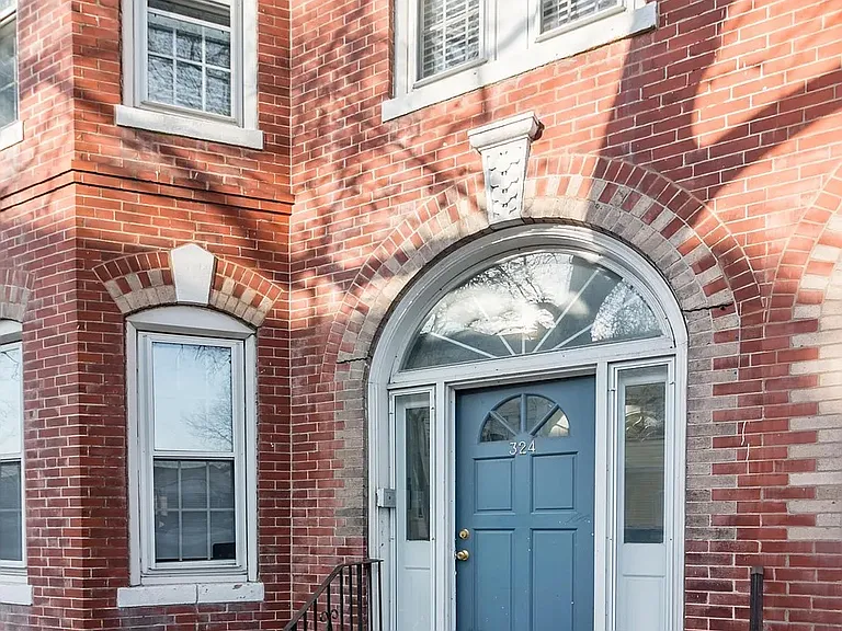 324 Chelsea St #3 — Photo 1