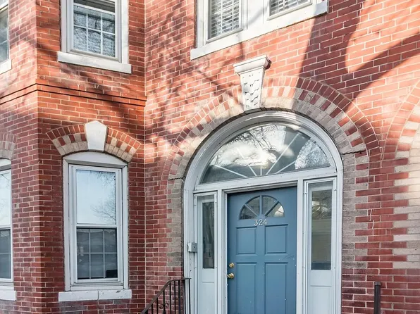 324 Chelsea St #3, Boston, MA 02128