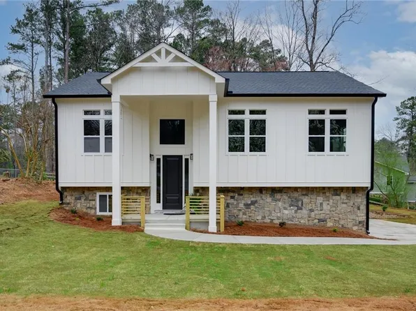 2295 Brandon Ct NE, Marietta, GA 30066