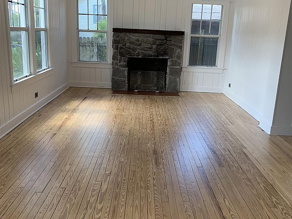 Living Room with Fireplace