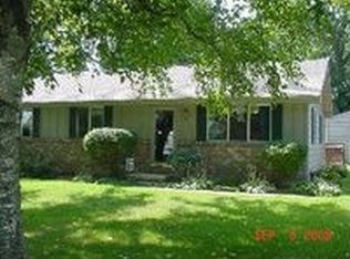 9075 Forestview Rd, Temperance, MI 48182