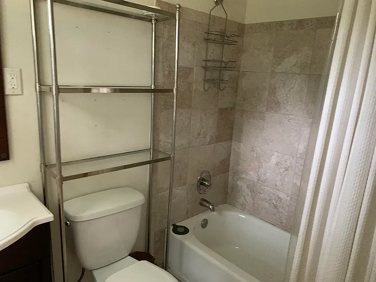 3138 Westminster Dr — Photo 22