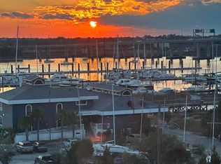 14 Lockwood Dr APT 5K, Charleston, SC 29401