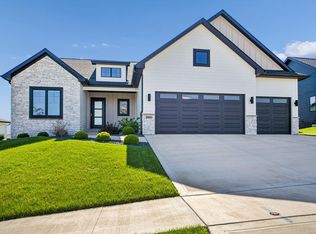3905 SW 58th St, Des Moines, IA 50321
