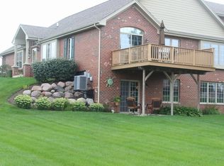 12420 Steamboat Springs Dr, Mokena, IL 60448