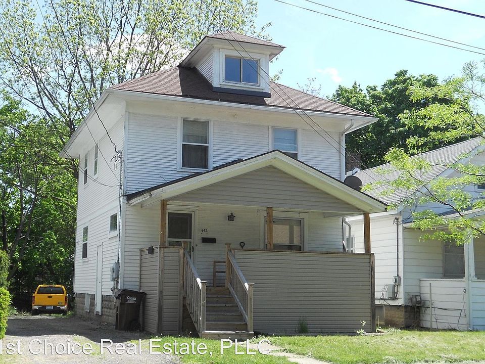 1st image of 412 N Fairview Ave