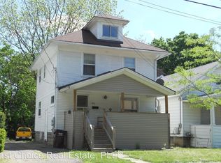 412 N Fairview Ave, Lansing, MI 48912